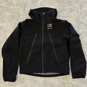 MM6 Maison Margiela X Salomon GORE-TEX Hooded Windbreaker